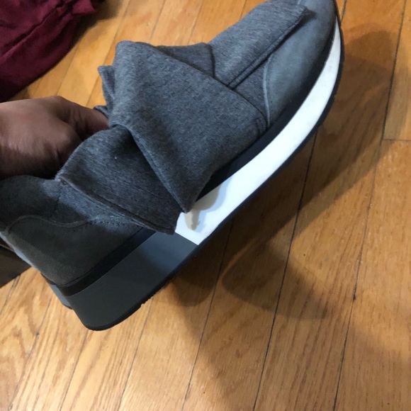 J slides shoes - Picture 5 of 6